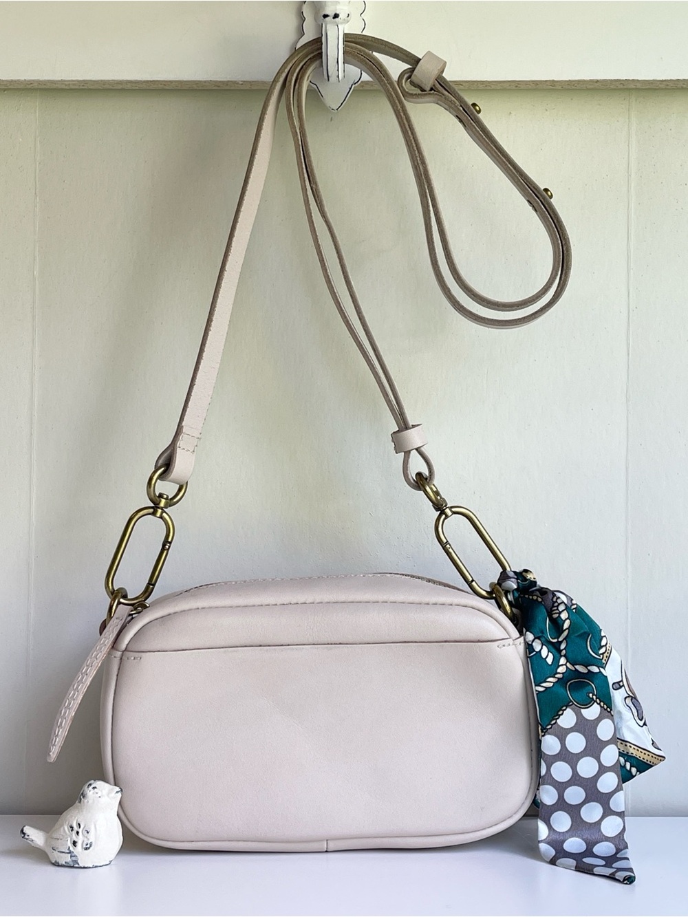 Madewell The Leather Carabiner Mini Crossbody Bag